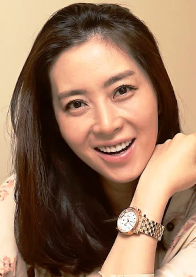 Song Yoon-ah