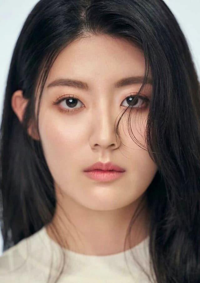 Nam Ji-hyun