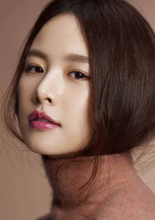 Jo Yoon-hee